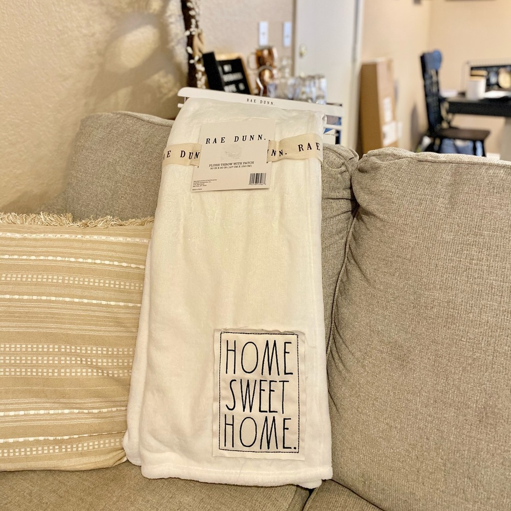 RAE DUNN home sweet home plush throw NWT
